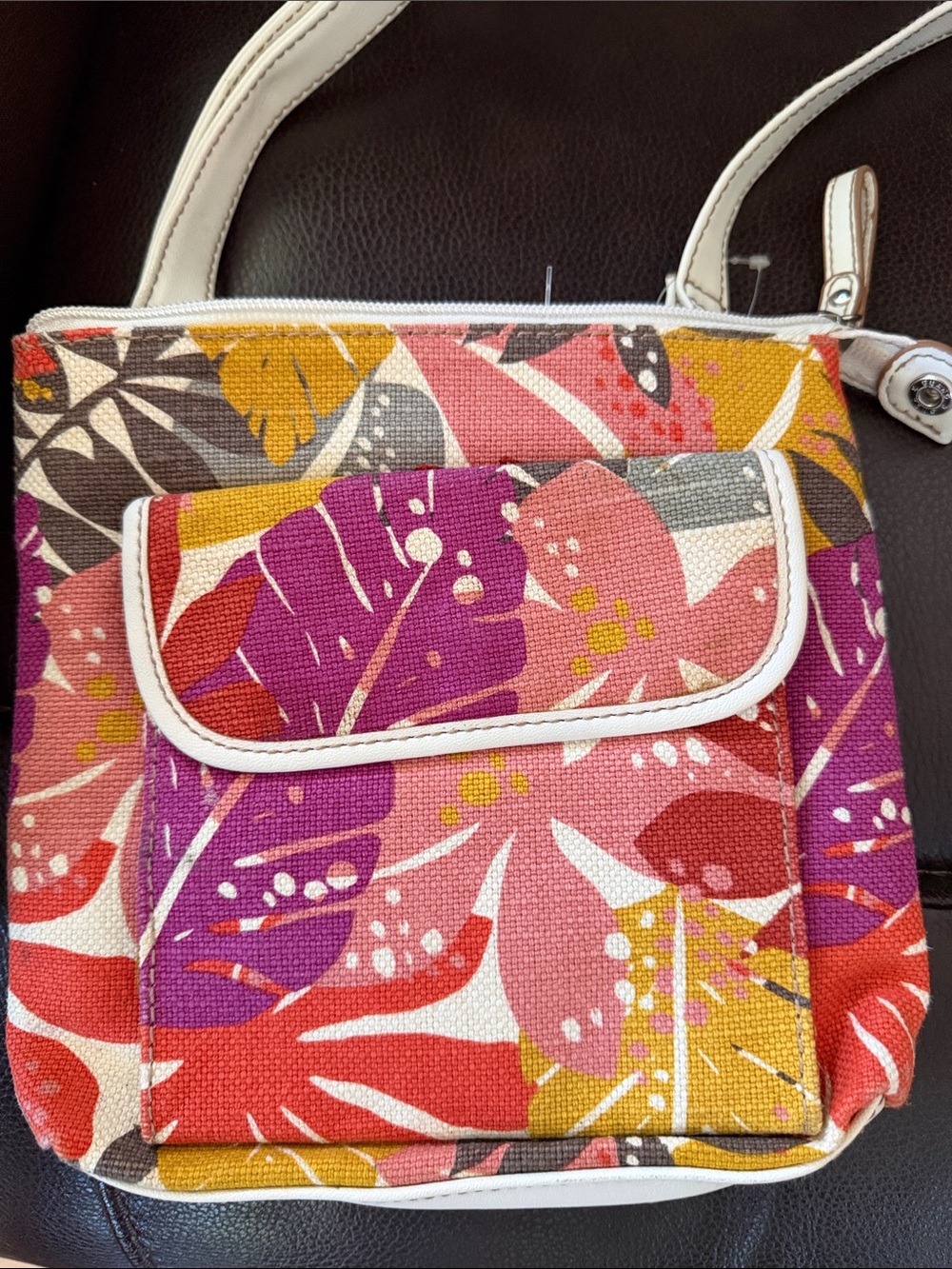 Relic Colorful Floral Crossbody with White Strap - Picture 2 of 8